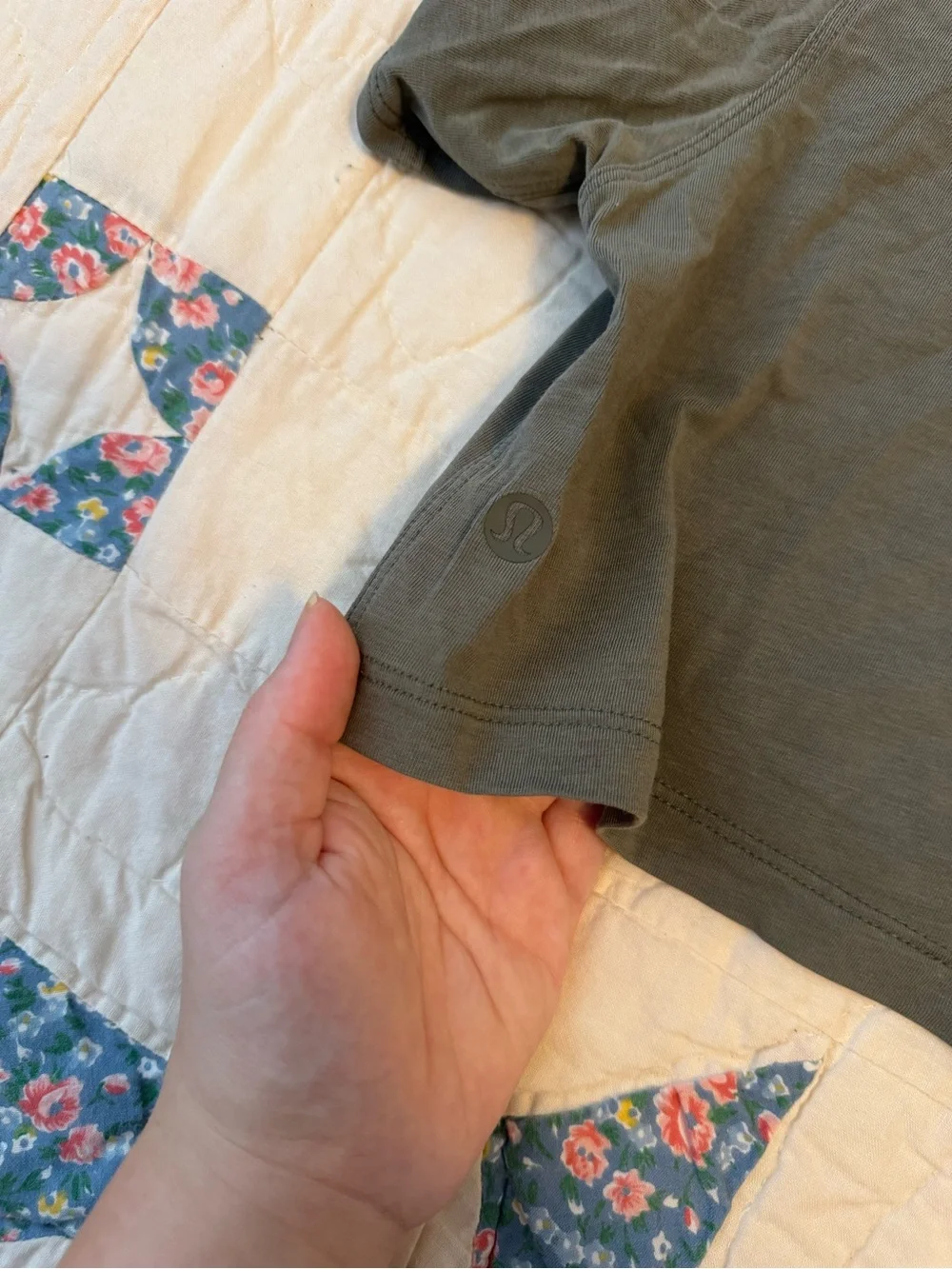 Lululemon Cropped Tee